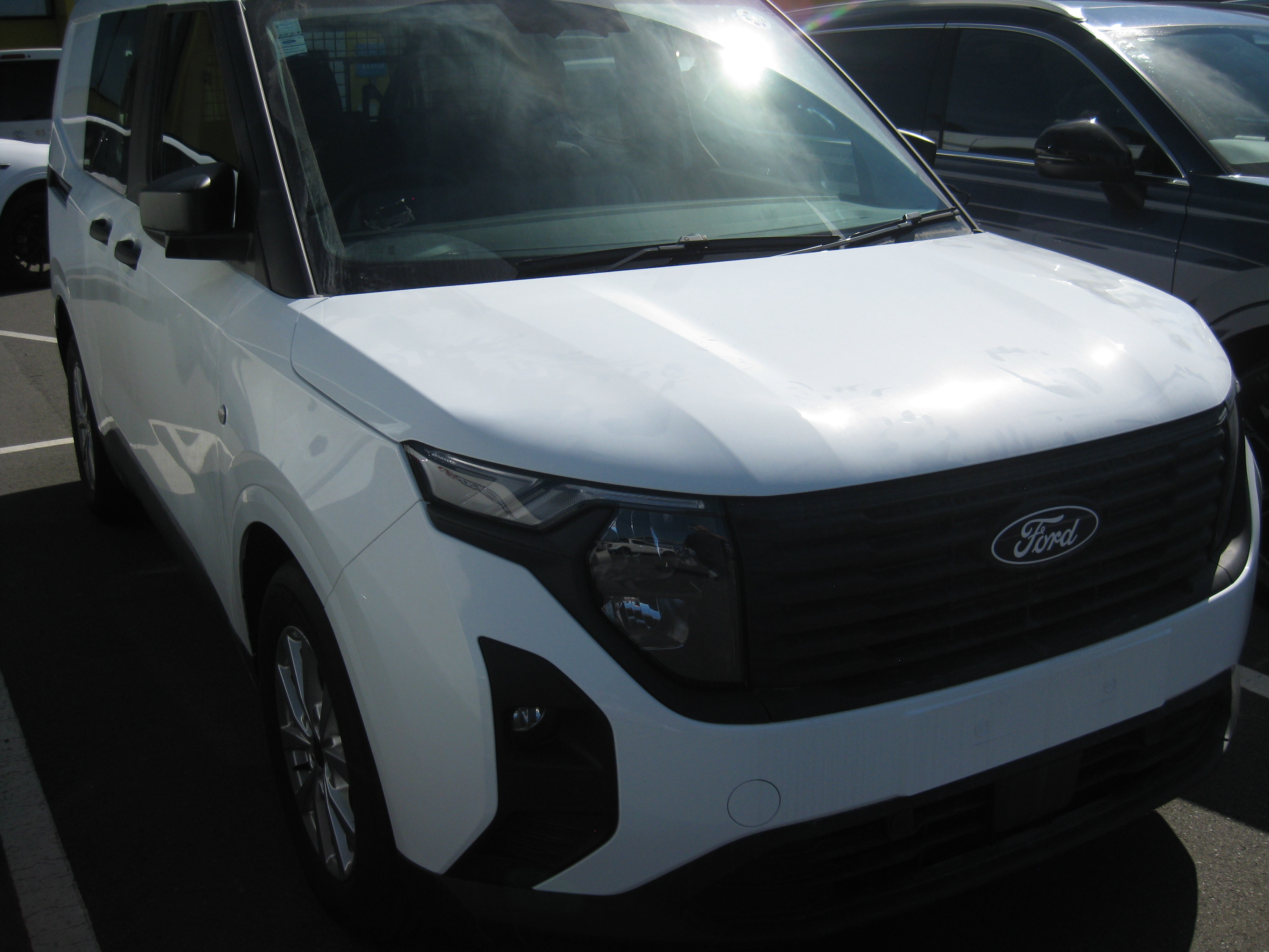 FORD TRANSIT COURIER VAN 2024-CURRENT